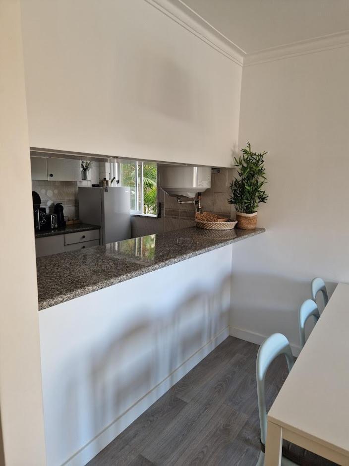 Apartamento T2 Palmeira Gale-Praia Da Gale Guia  Exterior foto